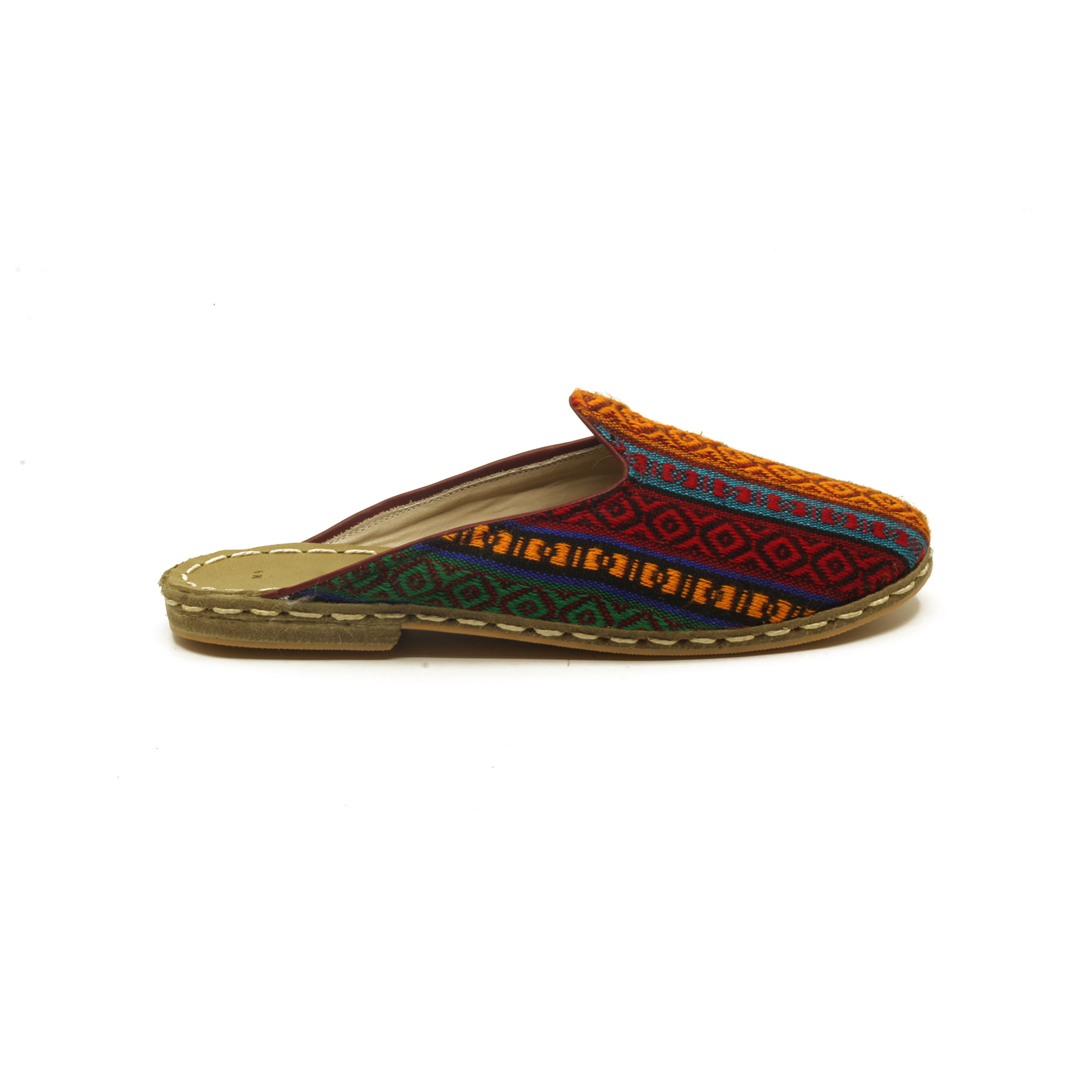 Kilim Modeli El Dikişli Kadın Kapalı Ev Terliği Kilim Modeli El Dikişli Kadın Kapalı Ev Terliği - Görsel 1