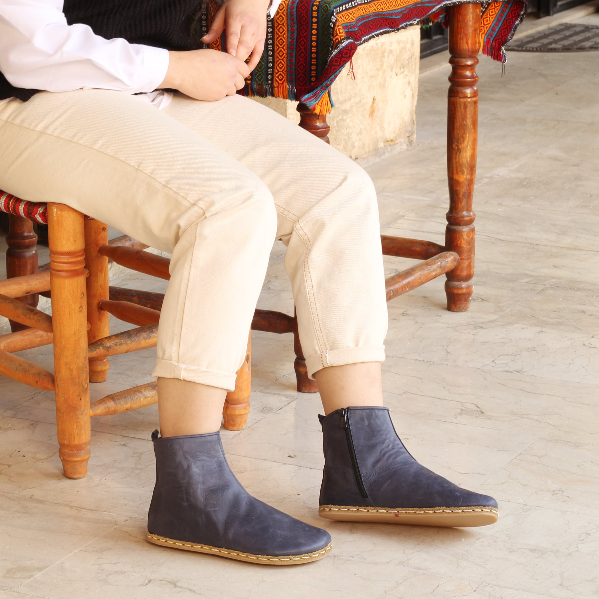 6 El Yapımı Barefoot Yalınayak Kadın Deri Fermuarlı Kadın Kısa Bot, Lacivert - Görsel 1