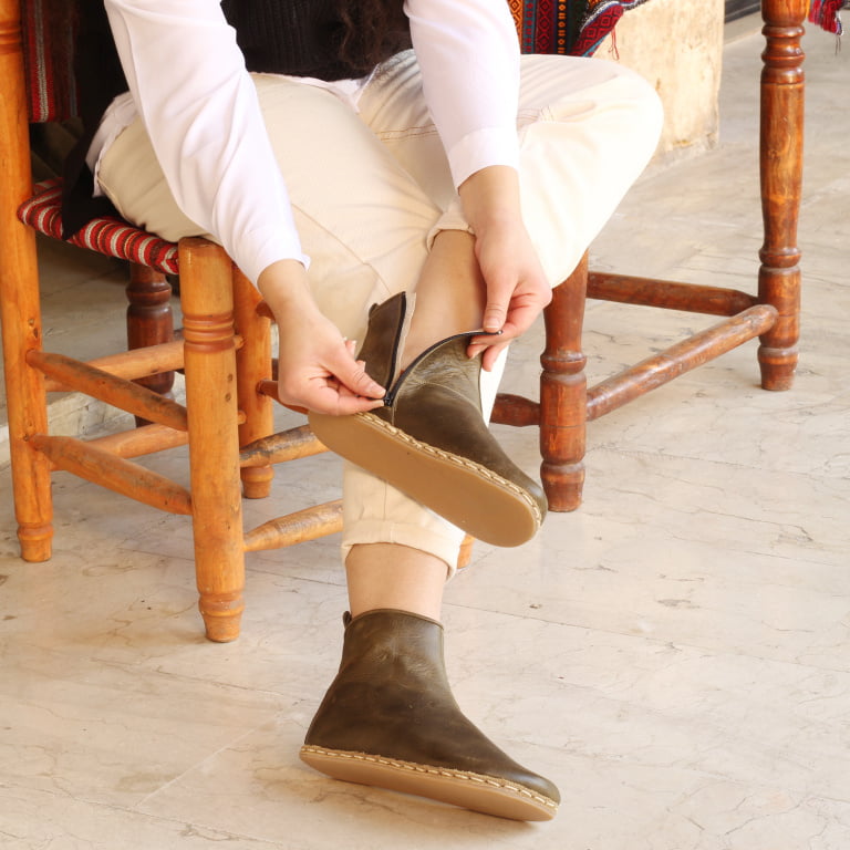 El Yapımı Barefoot Yalınayak Kadın Deri Fermuarlı Kadın Kısa Bot, Zeytin Yeşili - Görsel 2
