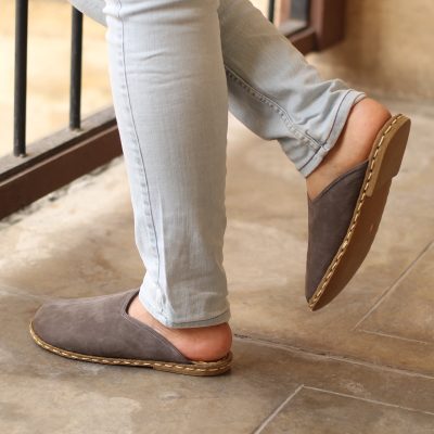 El Yapımı Barefoot Yalınayak Erkek Deri Parçalı Terlik, Gri Nubuk