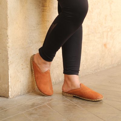 El Yapımı Barefoot Yalınayak Kadın Deri Parçalı Terlik, Hardal Nubuk
