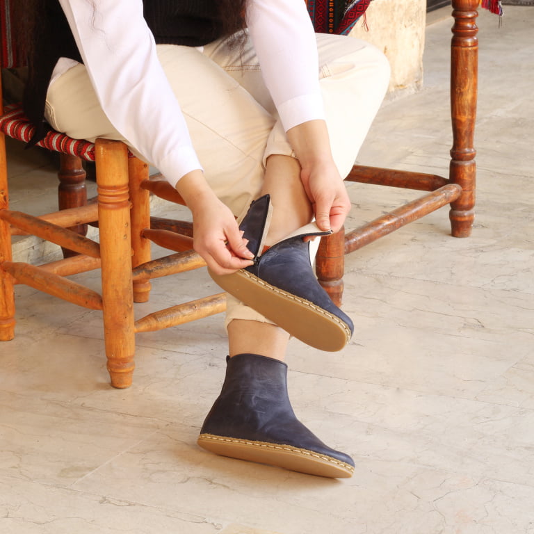 El Yapımı Barefoot Yalınayak Kadın Deri Fermuarlı Kadın Kısa Bot, Lacivert - Görsel 2